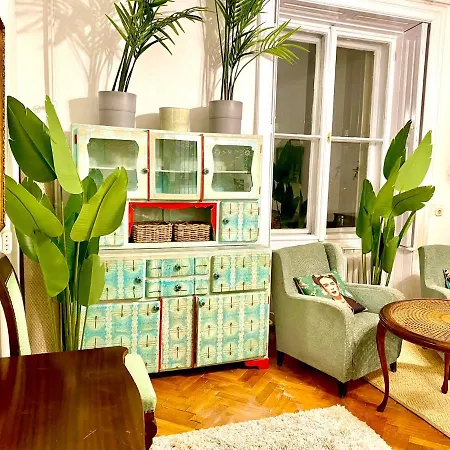 Boutique Studio Flat At City Center Budapest