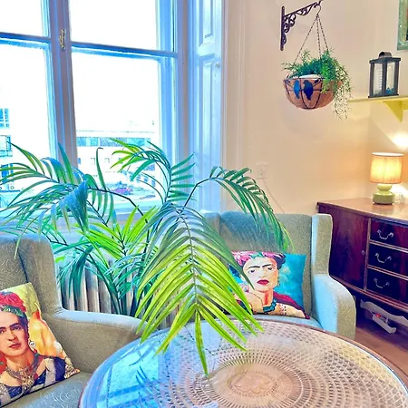 Apartment Boutique Studio Flat At City Center *