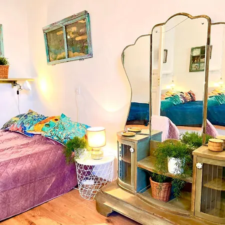 Apartment Boutique Studio Flat At City Center